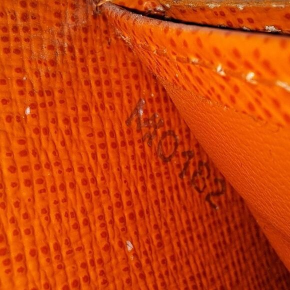 Authentic Louis Vuitton Epi Zippy Wallet with Dust Bag - Picture 15 of 17